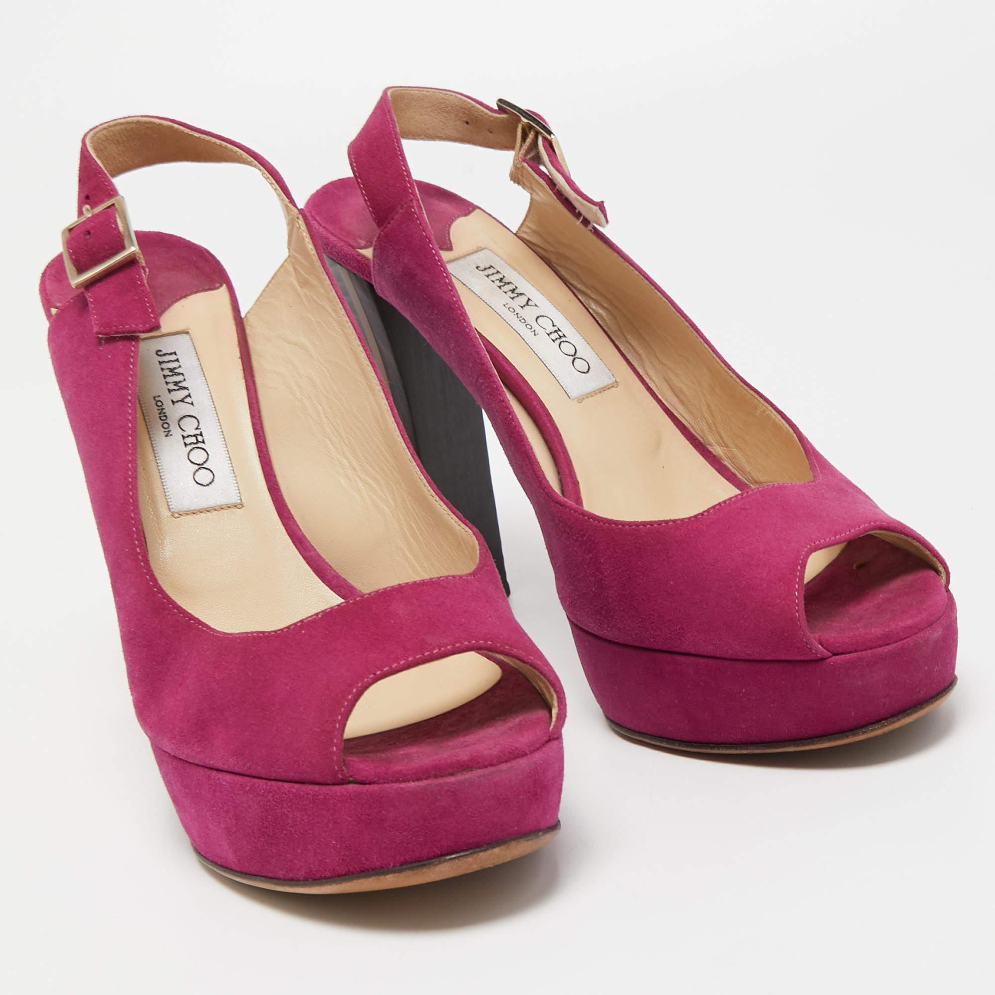 Jimmy Choo - Sandales à plateforme à bout ouvert en daim rose, taille 38,5 Bon état - En vente à Dubai, Al Qouz 2