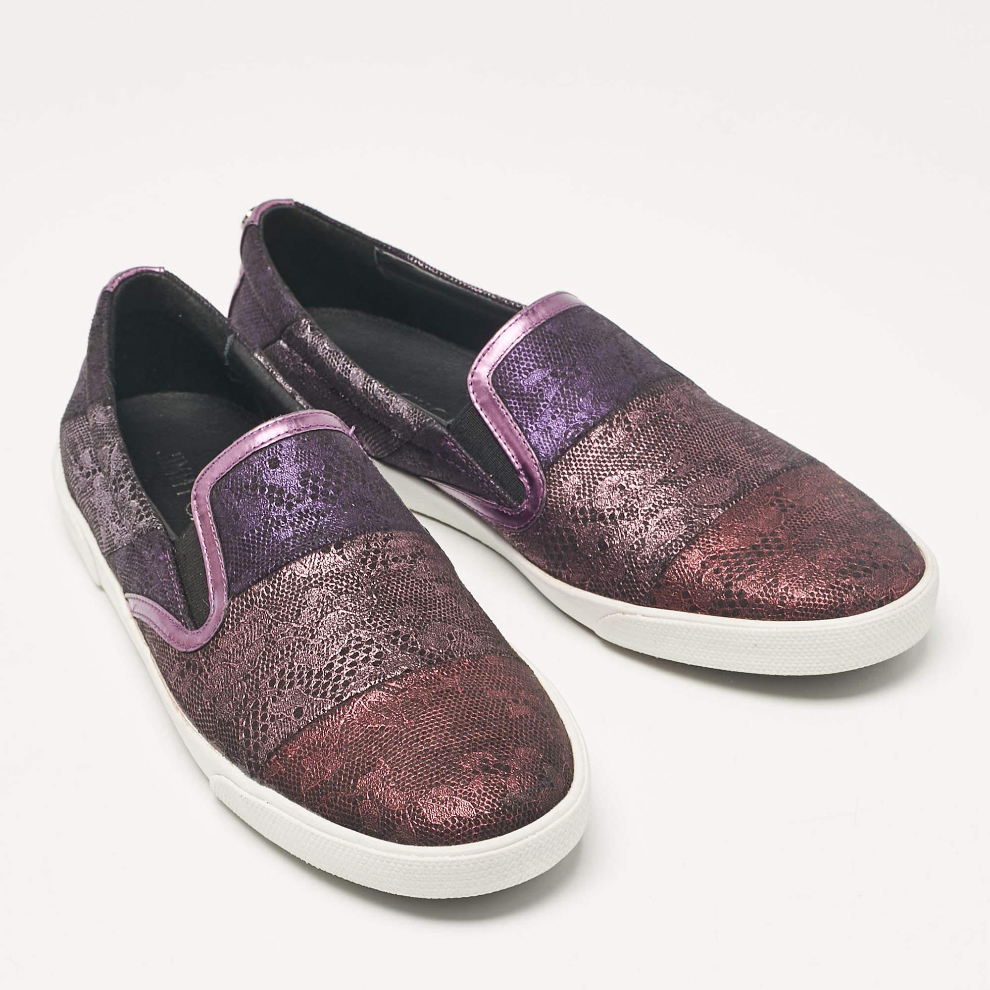 Jimmy Choo Purple/Black Lace and Leather Demi Slip On Sneakers Size 40 In New Condition For Sale In Dubai, Al Qouz 2