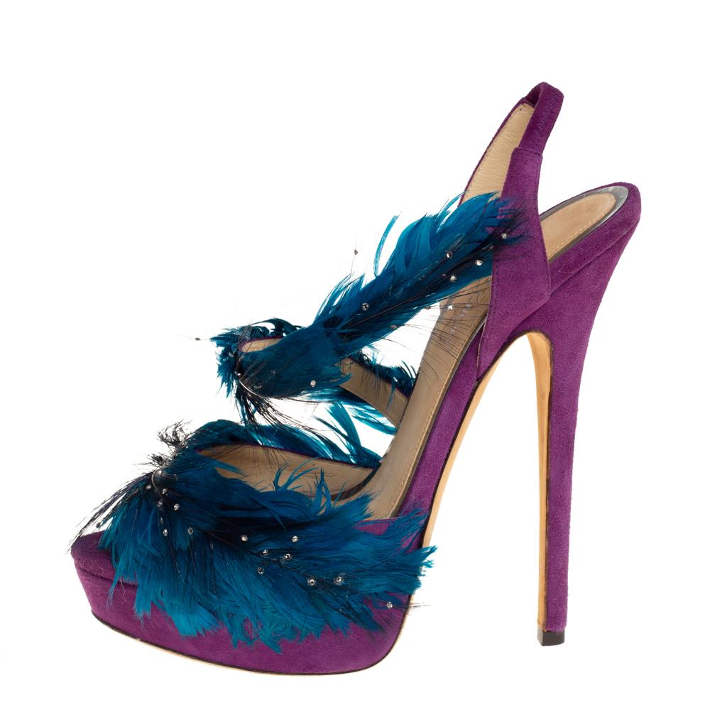 Jimmy Choo Purple/Blue Feather And Suede Marlene Sandals Size 38.5 In Good Condition In Dubai, Al Qouz 2