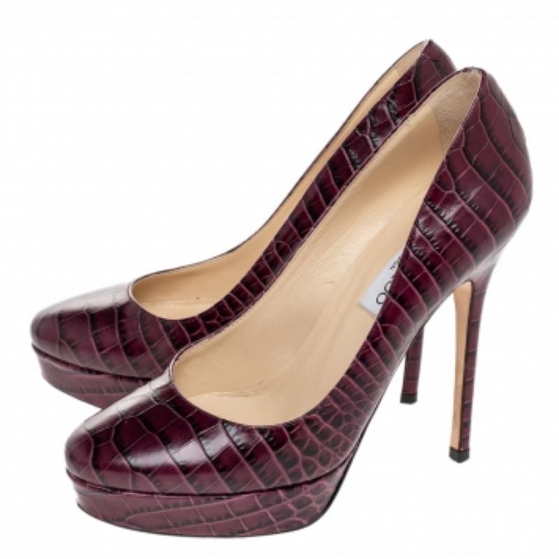 Jimmy Choo Purple Croc Embossed Leather Cosmic Pumps Size 37.5 In Good Condition In Dubai, Al Qouz 2