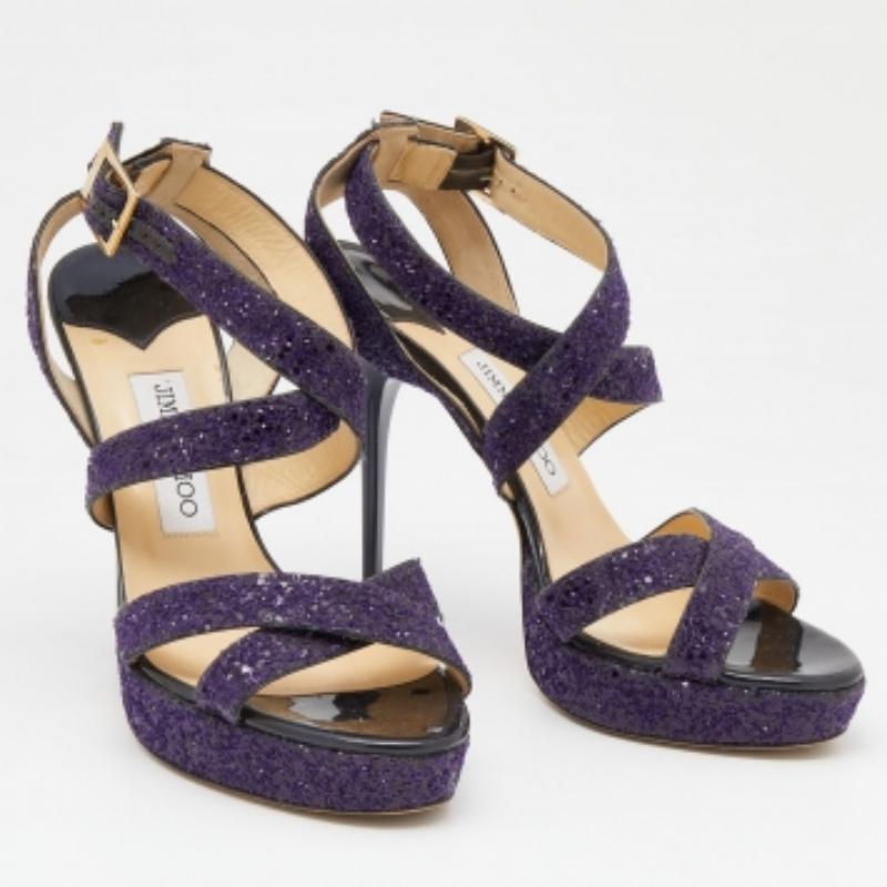 Jimmy Choo Sandali con plateau Criss Cross Vamp viola glitterati taglia 39 In condizioni buone in vendita a Dubai, Al Qouz 2