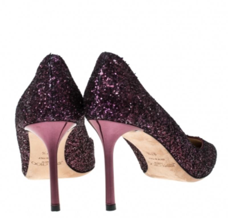 Jimmy Choo Lila Glitter Romy Spitze Zehenpumps Größe 37.5 (Schwarz) im Angebot