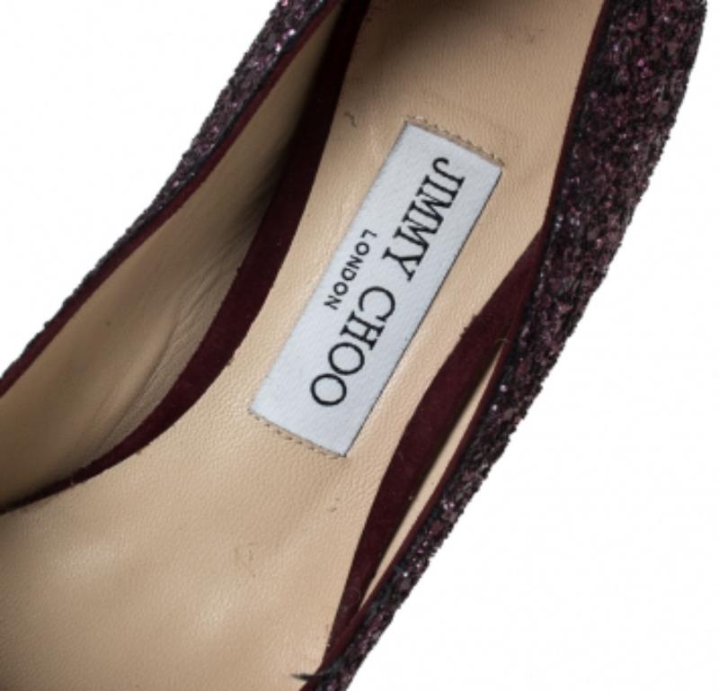 Jimmy Choo Lila Glitter Romy Spitze Zehenpumps Größe 37.5 Damen im Angebot