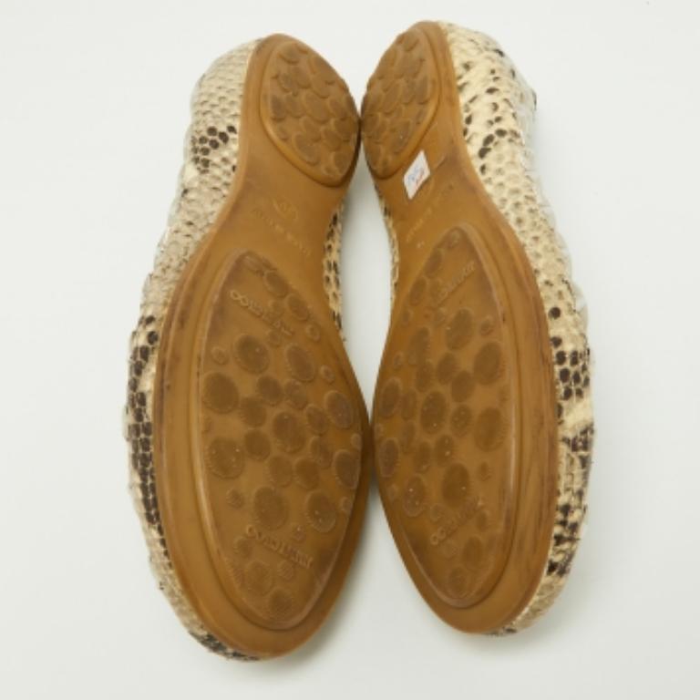 Jimmy Choo - Ballerines en cuir embossé python et étoiles Windsor - Taille 36 en vente 1
