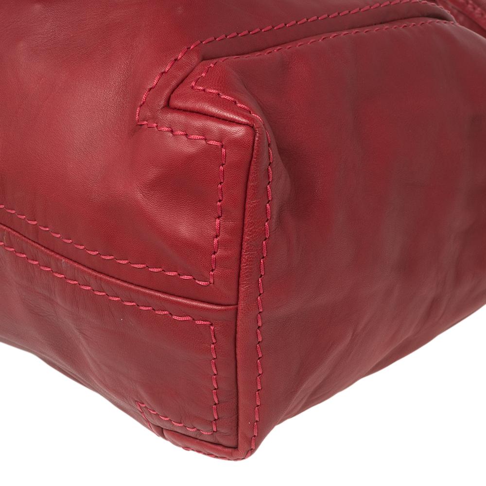 Jimmy Choo Red Leather Medium Saba Hobo In Good Condition In Dubai, Al Qouz 2