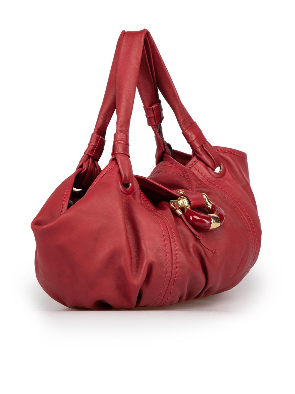 CONDITION is Very good. Minimal wear to bag is evident. Minimal wear to the sides, back, base and base corners with very light abrasions to the leather on this used Jimmy Choo designer resale item.
 
Details
Red
Leather
Medium shoulder bag
2x Top