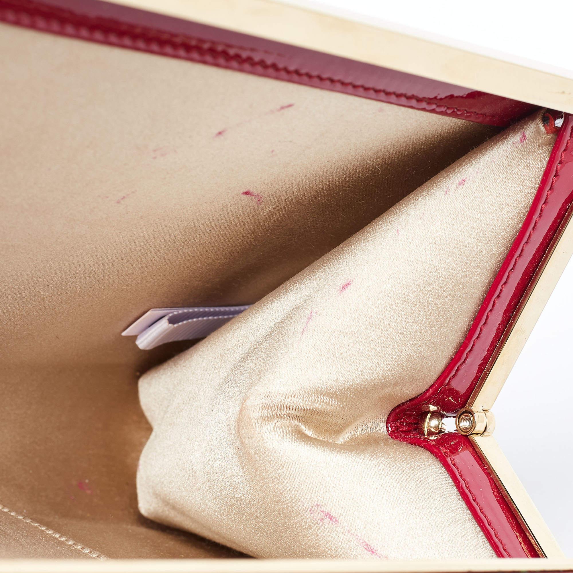 Jimmy Choo Carmen-Clutch aus rotem Lackleder mit Rahmen im Angebot 8