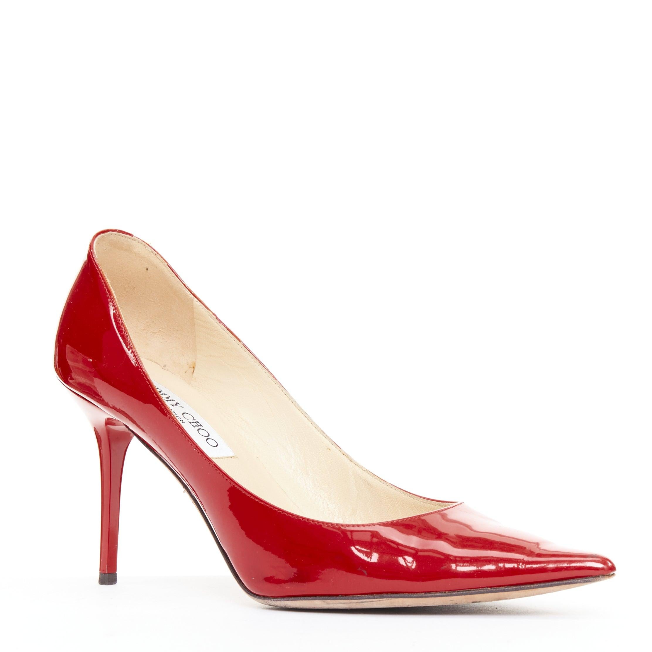 JIMMY CHOO escarpin à talon aiguille en cuir verni rouge EU39
Référence : JHDN/A00093
Marque : Jimmy Choo
MATERIAL : Cuir verni
Couleur : Rouge
Motif : Solide
Fermeture : Slip On
Doublure : Cuir nude
Fabriqué en : Italie

CONDITION :
Condition :