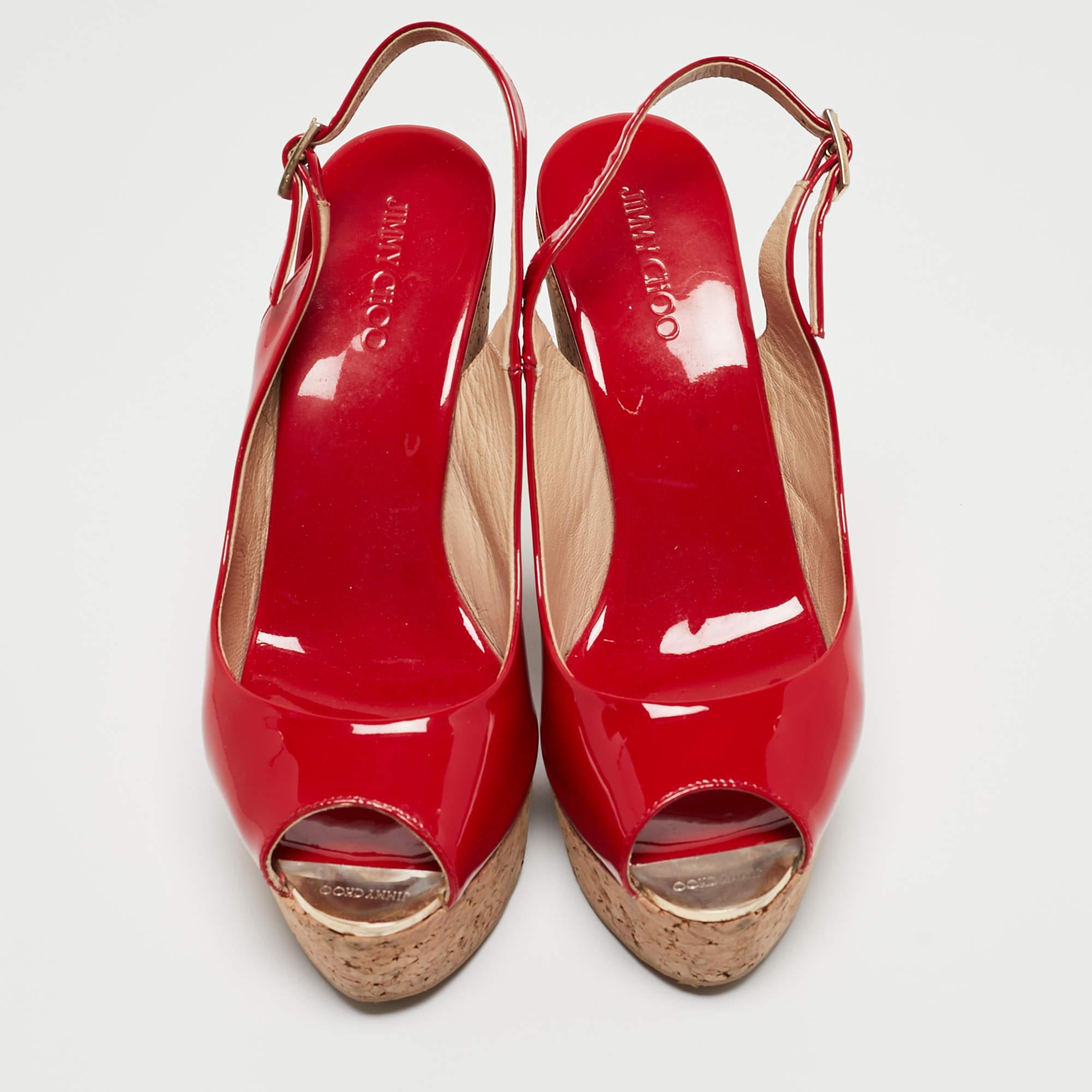 Jimmy Choo Red Patent Leather Prova Wedge Sandals Size 39 In Good Condition In Dubai, Al Qouz 2