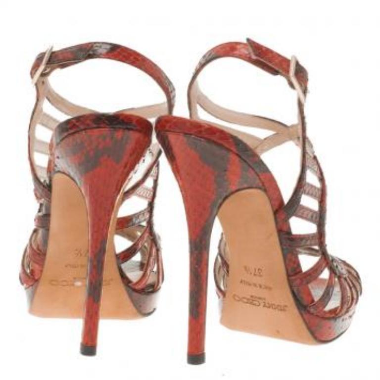 Jimmy Choo - Sandales à plateforme Keenan en python rouge, taille 37,5 en vente 5
