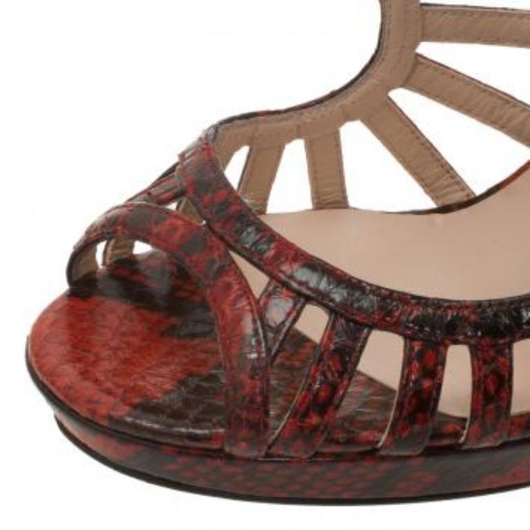 Jimmy Choo - Sandales à plateforme Keenan en python rouge, taille 37,5 Pour femmes en vente