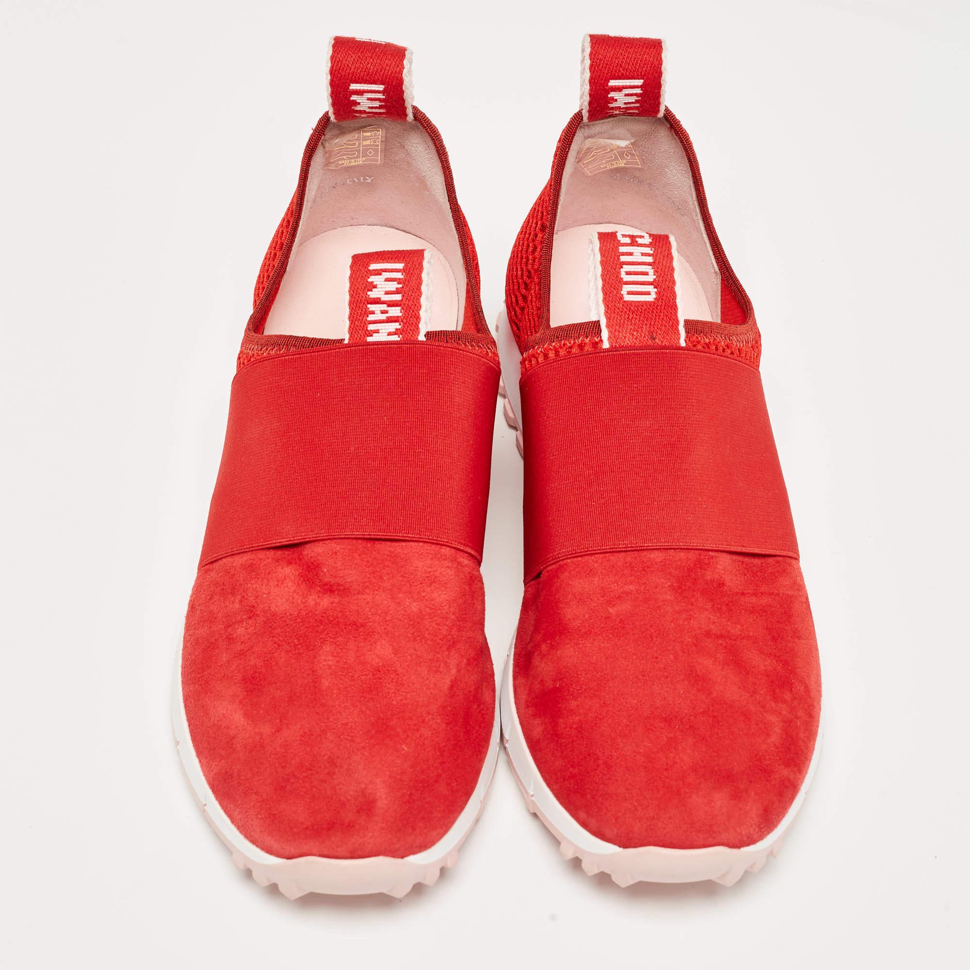 Rouge Jimmy Choo Baskets basses rouges en daim et maille, taille 39.5 en vente