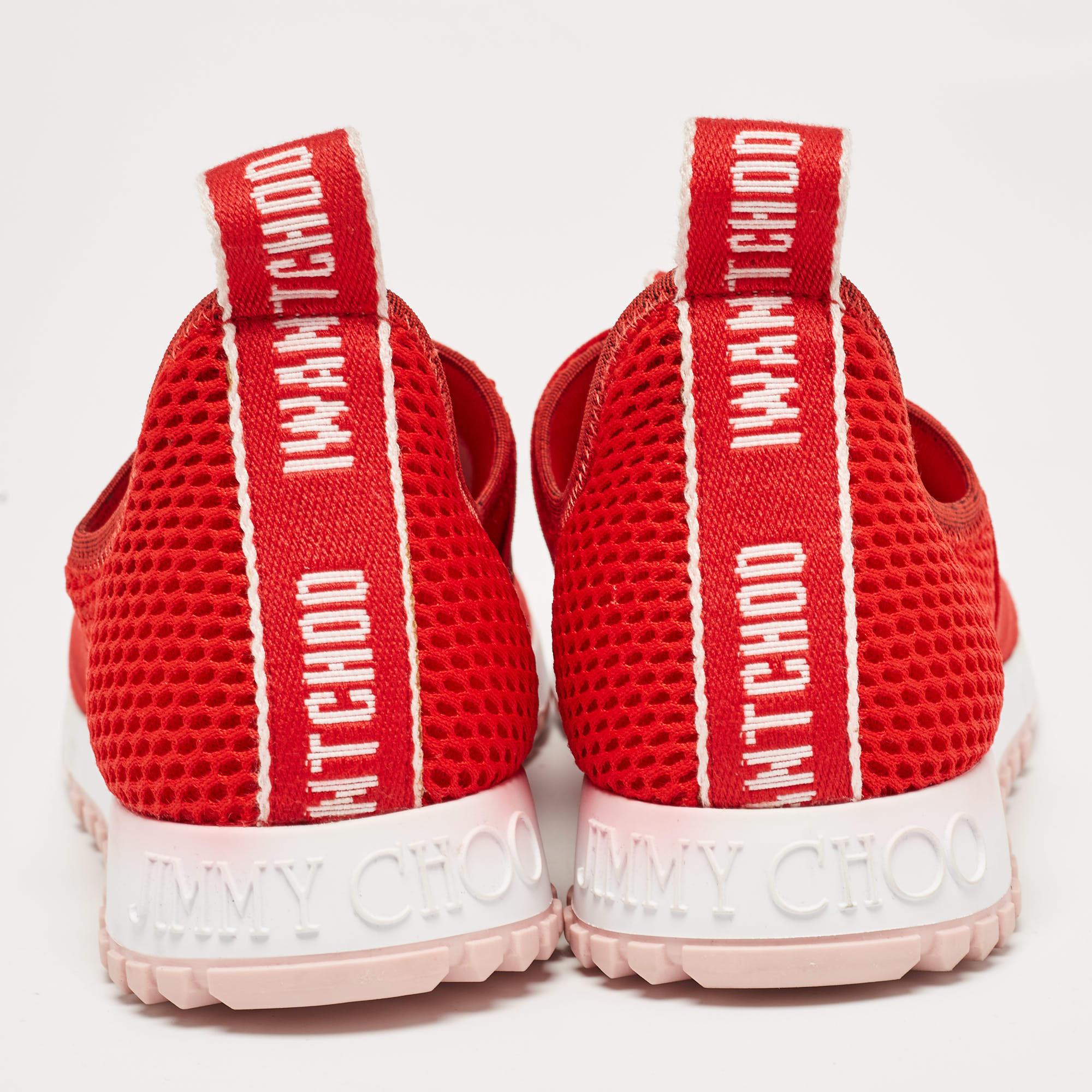 Jimmy Choo Baskets basses rouges en daim et maille, taille 39.5 Pour femmes en vente