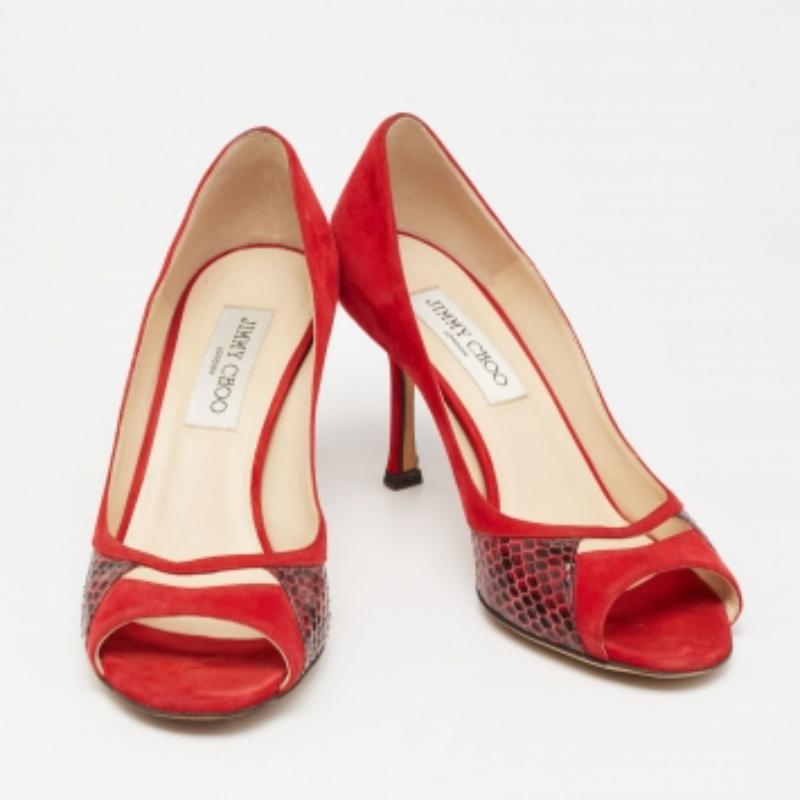 Jimmy Choo Red Suede And Snakeskin Peep Toe Pumps Size 37.5 In Good Condition For Sale In Dubai, Al Qouz 2