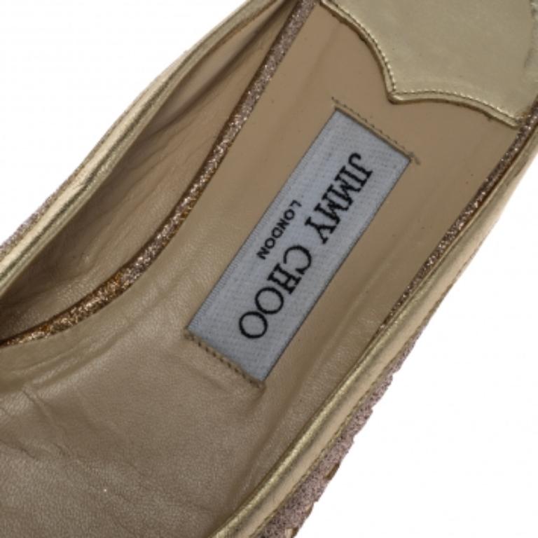 Jimmy Choo Shimmery Gold Laser Cut Leather Flat Mules Size 38.5 In Good Condition For Sale In Dubai, Al Qouz 2