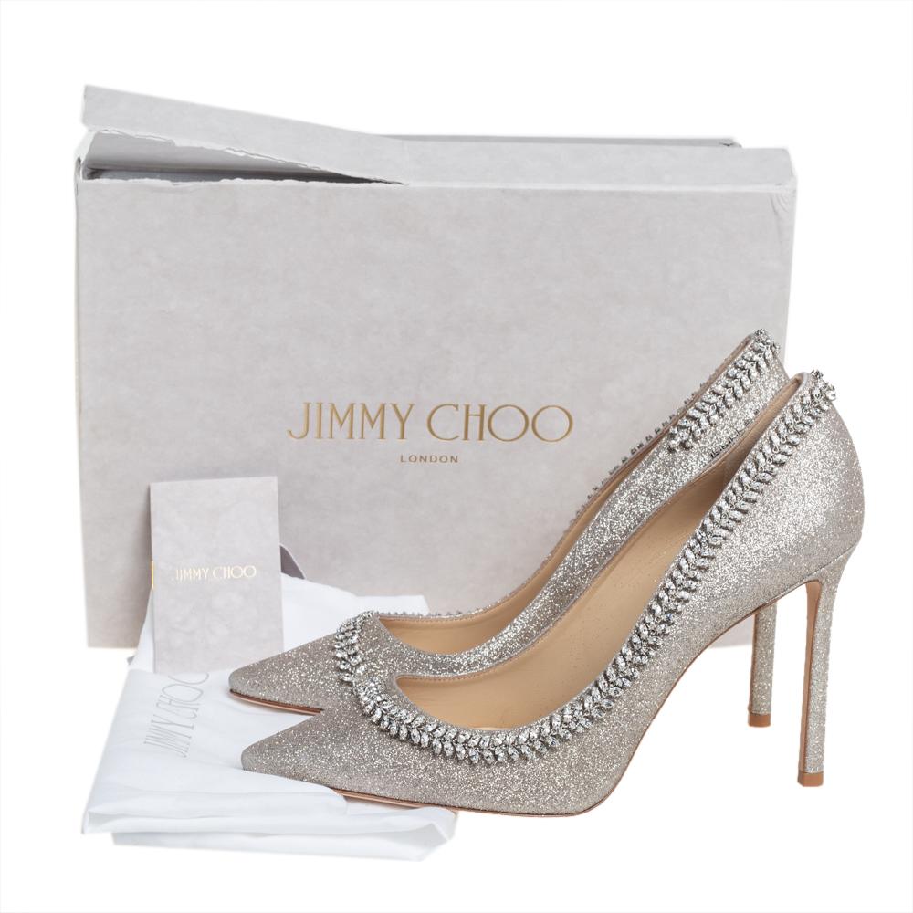 Jimmy Choo Silver Coarse Glitter Romy Crystal Embellished Pumps Size 39 In New Condition In Dubai, Al Qouz 2