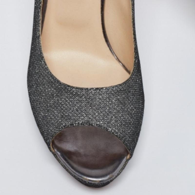 Jimmy Choo Silver Glitter Dahlia Platform Pumps Size 40 For Sale 3