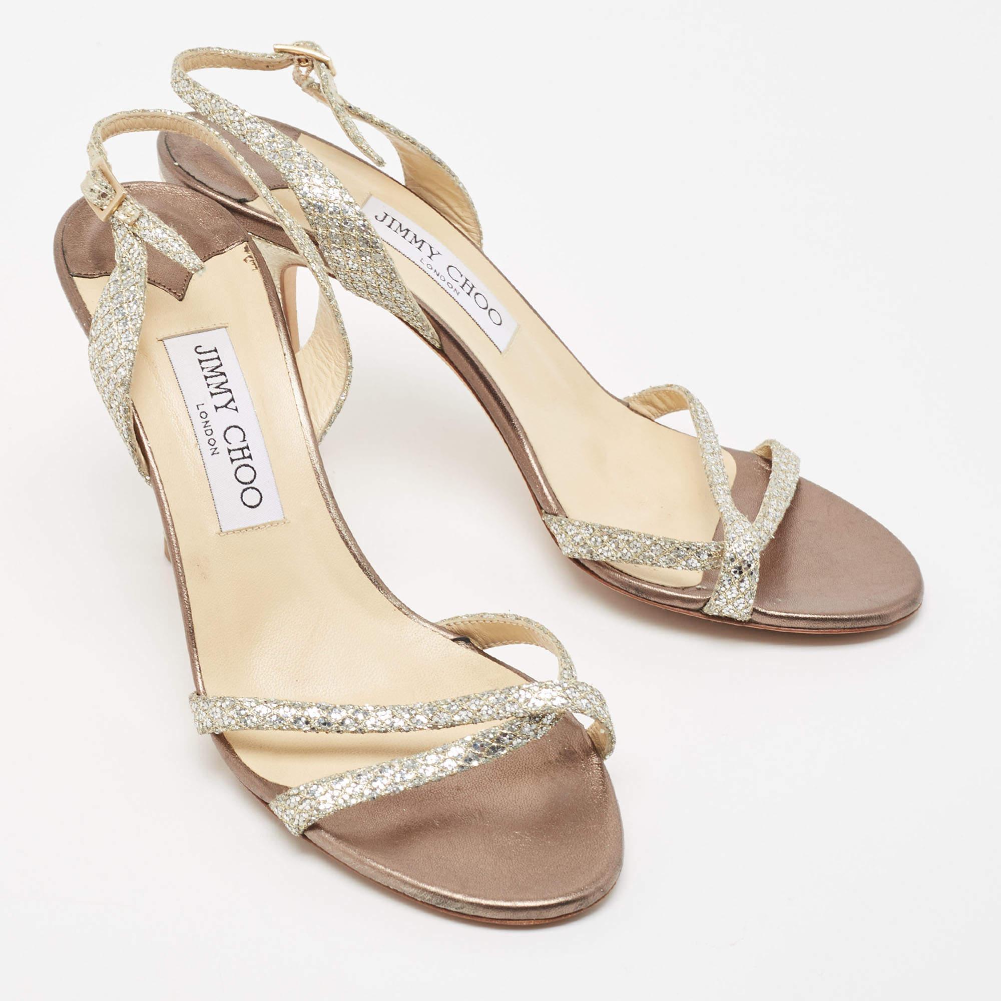 Jimmy Choo Silver Glitter India Slingback Sandals Size 38.5 In Good Condition In Dubai, Al Qouz 2