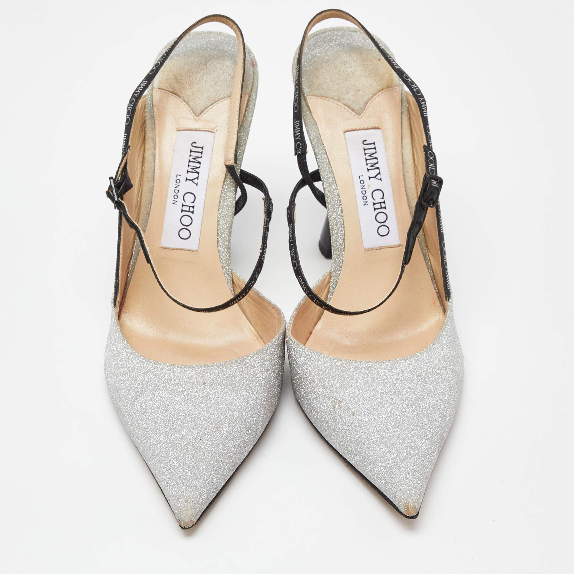 Jimmy Choo Silver Glitter Slingback Pumps Size 37.5 In Excellent Condition For Sale In Dubai, Al Qouz 2