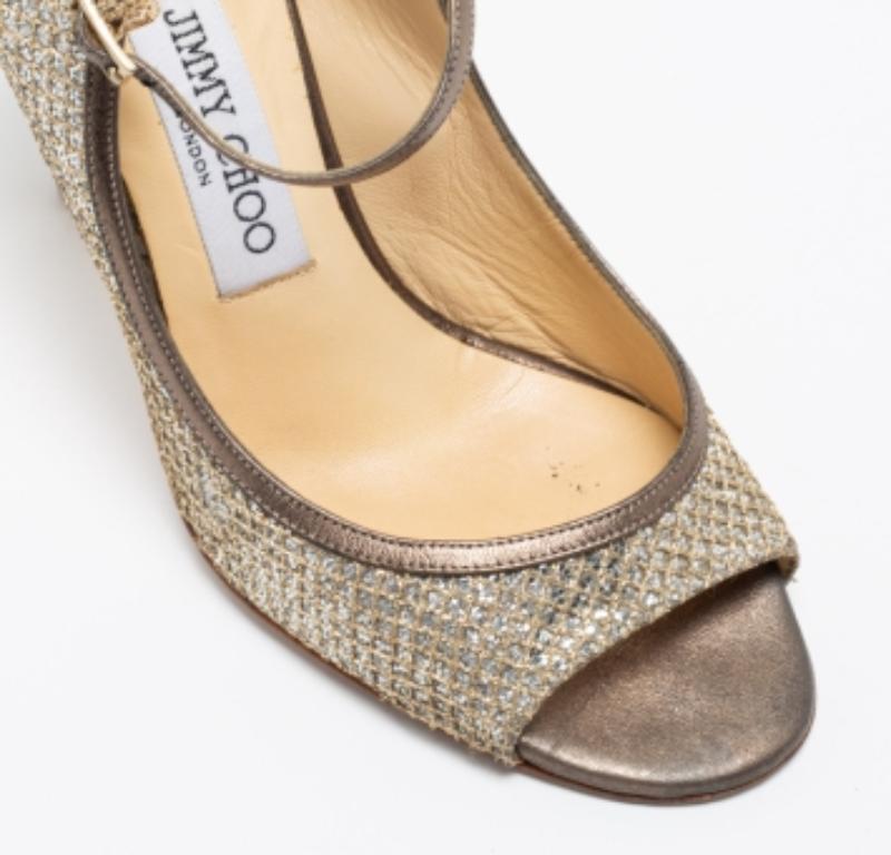 Jimmy Choo Silber/Gold Glitter And Leder Mary Jane Pumps Größe 37,5 Damen im Angebot