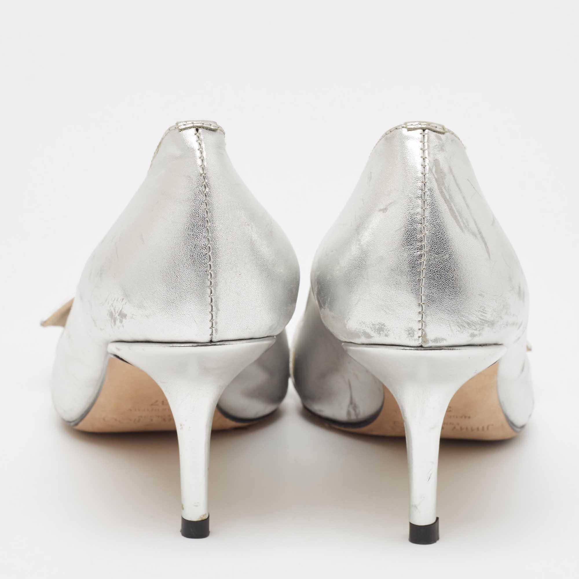 Jimmy Choo Silver Leather Crystal Embellished Pointed Toe Pumps Size 37 For Sale 1