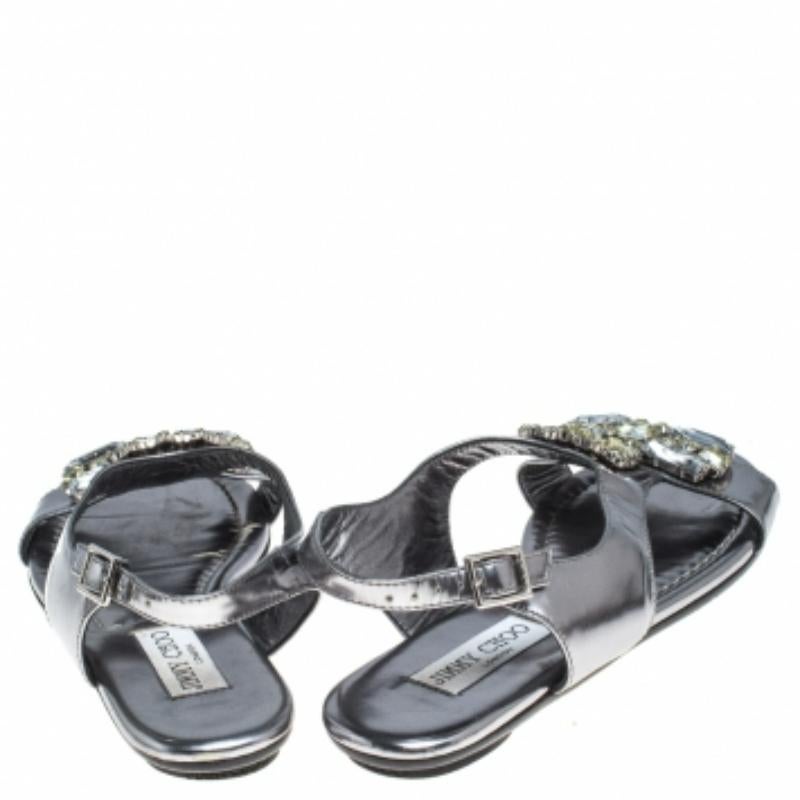 Jimmy Choo Silber Metallic Kristall Lackleder Slingback Flache Sandalen Größe 36 im Angebot 4