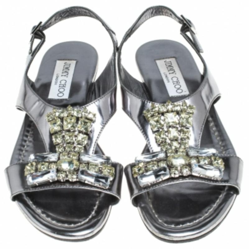 Jimmy Choo Silber Metallic Kristall Lackleder Slingback Flache Sandalen Größe 36 im Angebot 5
