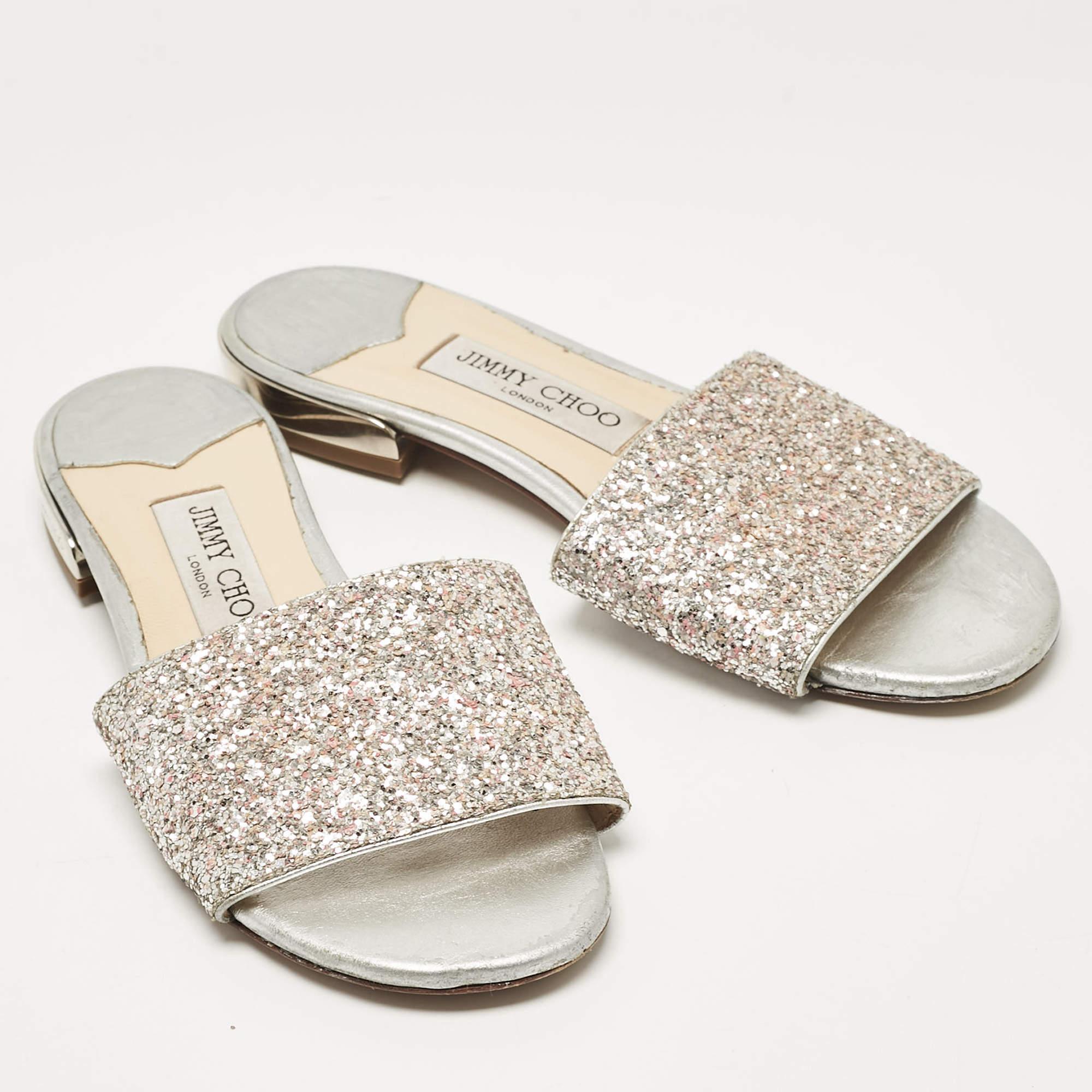 Jimmy Choo Silver/Pink Glitter Joni Flat Slides Size 36 In Good Condition For Sale In Dubai, Al Qouz 2