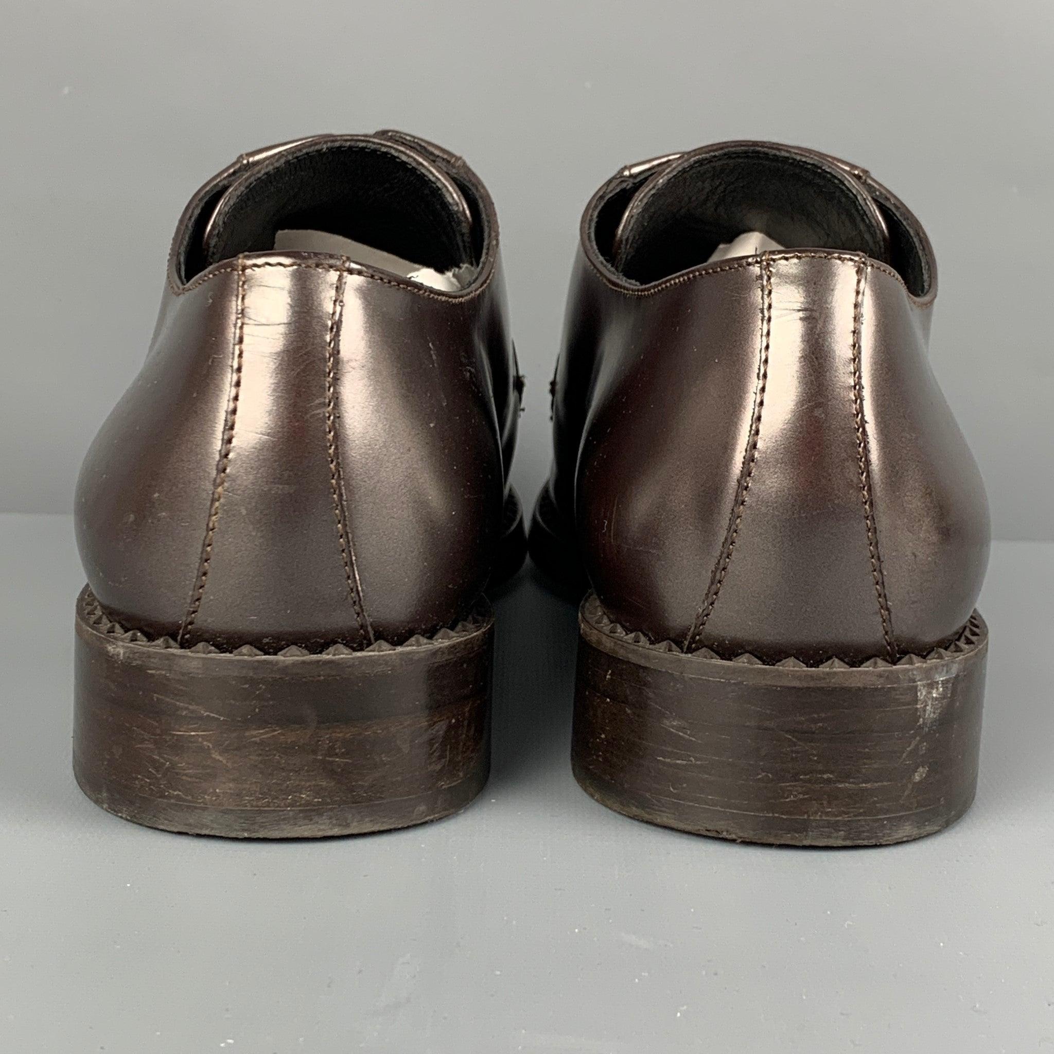 JIMMY CHOO Size 10 Brown Metallic Leather Lace Up Shoes For Sale 1