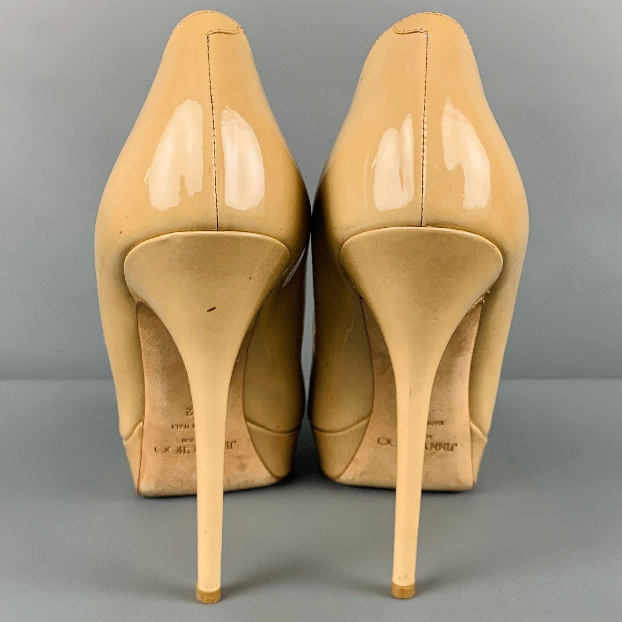 JIMMY CHOO Size 12 Beige Patent Leather Platform Pumps In Good Condition For Sale In San Francisco, CA