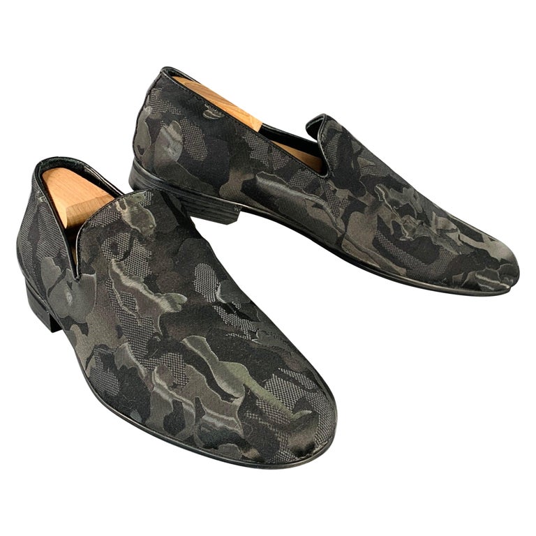 JIMMY CHOO Size 8 Black Grey Camouflage Figures Canvas Slip 