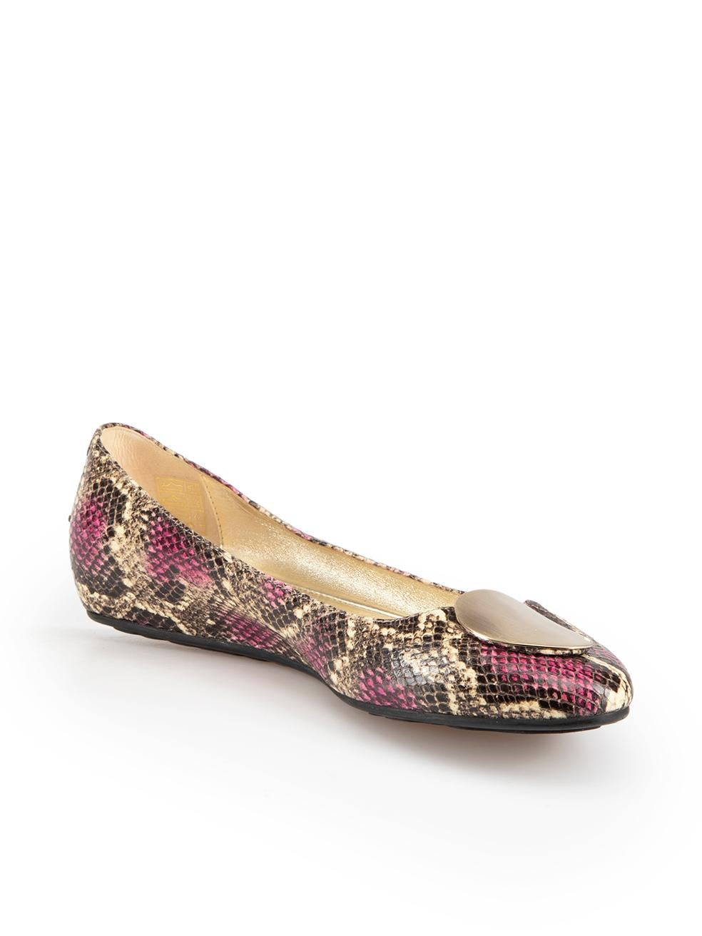 CONDITION is Very good. Hardly any visible wear to shoes is evident on this used Jimmy Choo designer resale item.

Details
Multicolour
Python
Ballet flats
Snakeskin pattern
Almond toe
Logo disk plate detail
 
Made in Italy 

Composition
EXTERIOR: