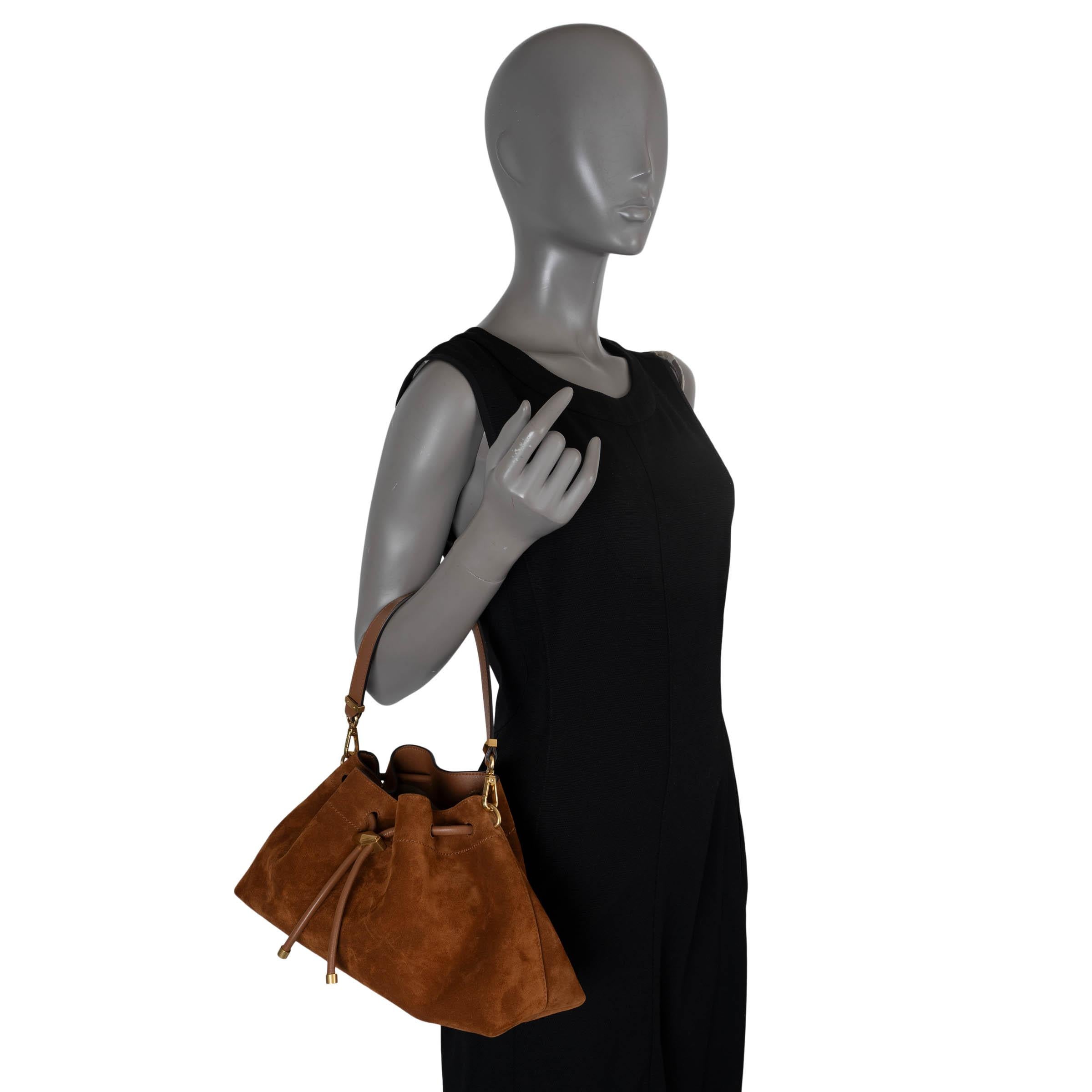 JIMMY CHOO tan brown suede CINCH M Bucket Shoulder Bag For Sale 5