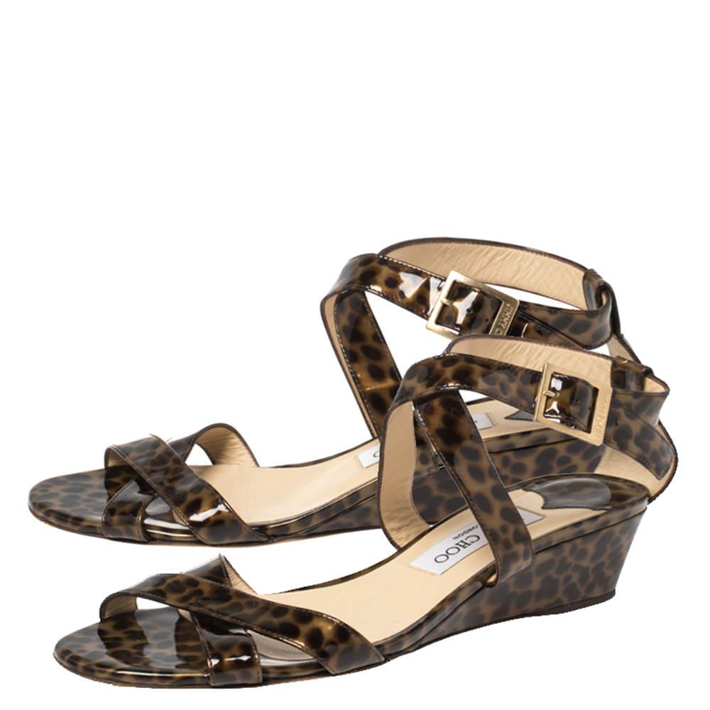Jimmy Choo Two Tone Leopard Print Patent Leather Chiara Wedge Sandals Size 39 In Good Condition In Dubai, Al Qouz 2