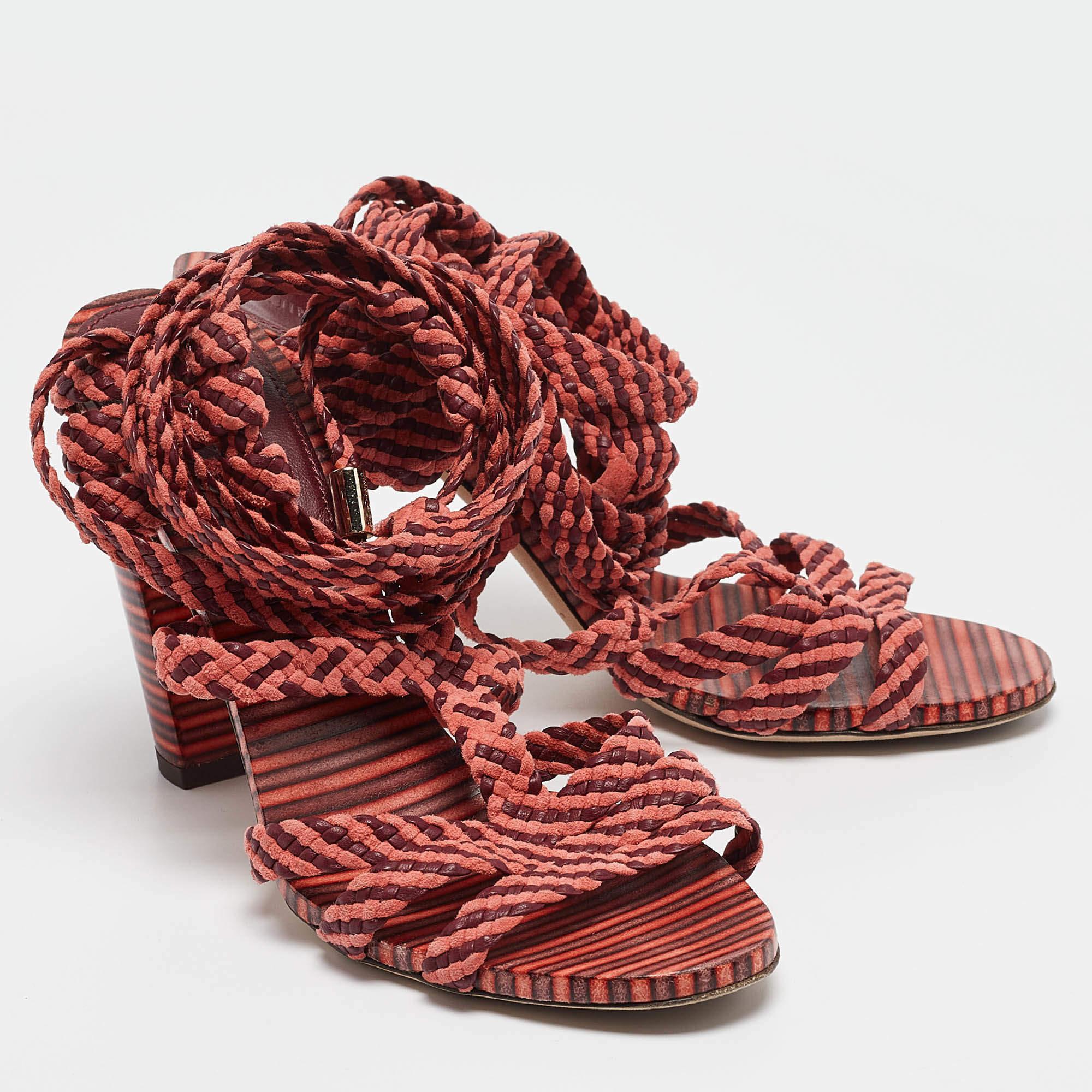 Jimmy Choo Two Tone Woven Suede and Leather Ankle Tie Sandals Size 37 In Good Condition For Sale In Dubai, Al Qouz 2