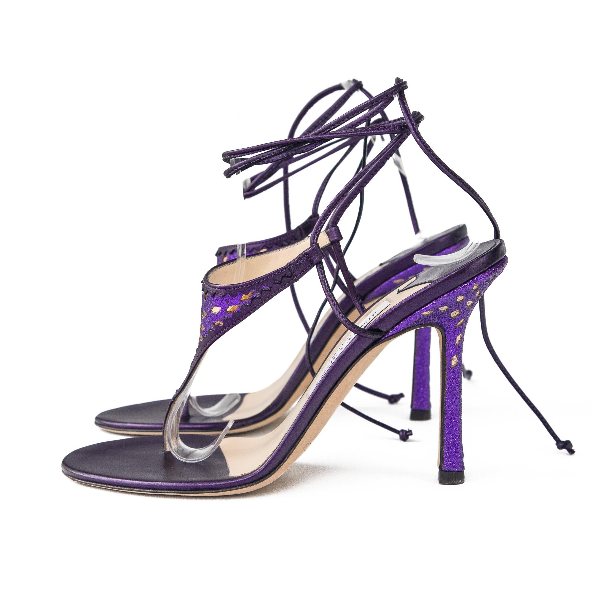 Jimmy Choo Vintage Purple Lace up Thong Heels size 37.5 In Good Condition In London, GB