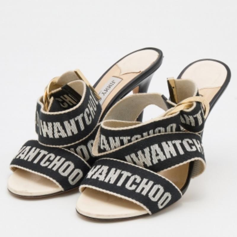 Upgrade your look by adding these designer sandals to your lovely wardrobe. They are crafted skilfully to grant the perfect fit and style.
