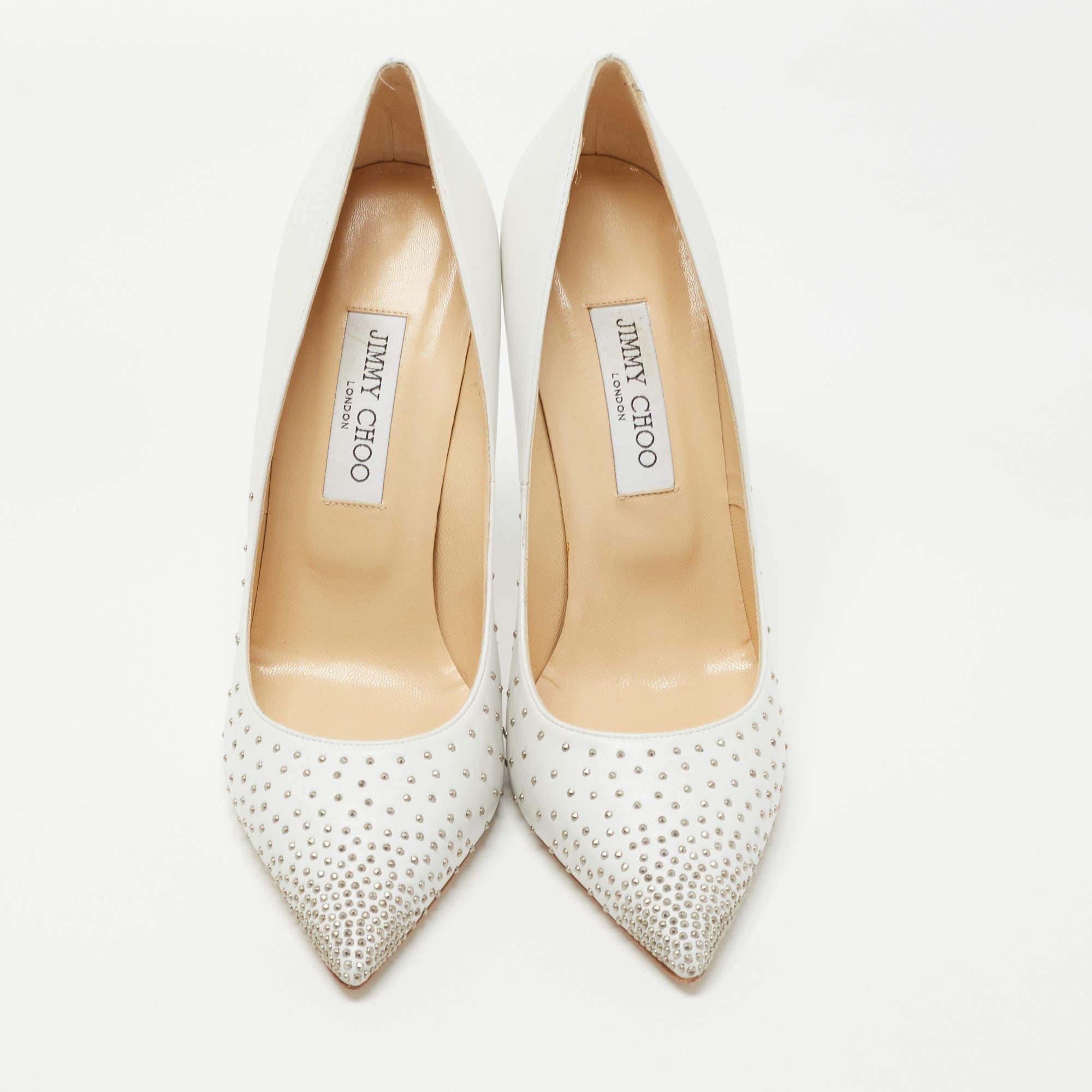 Jimmy Choo White Leather Anouk Pumps Size 40 In Excellent Condition In Dubai, Al Qouz 2