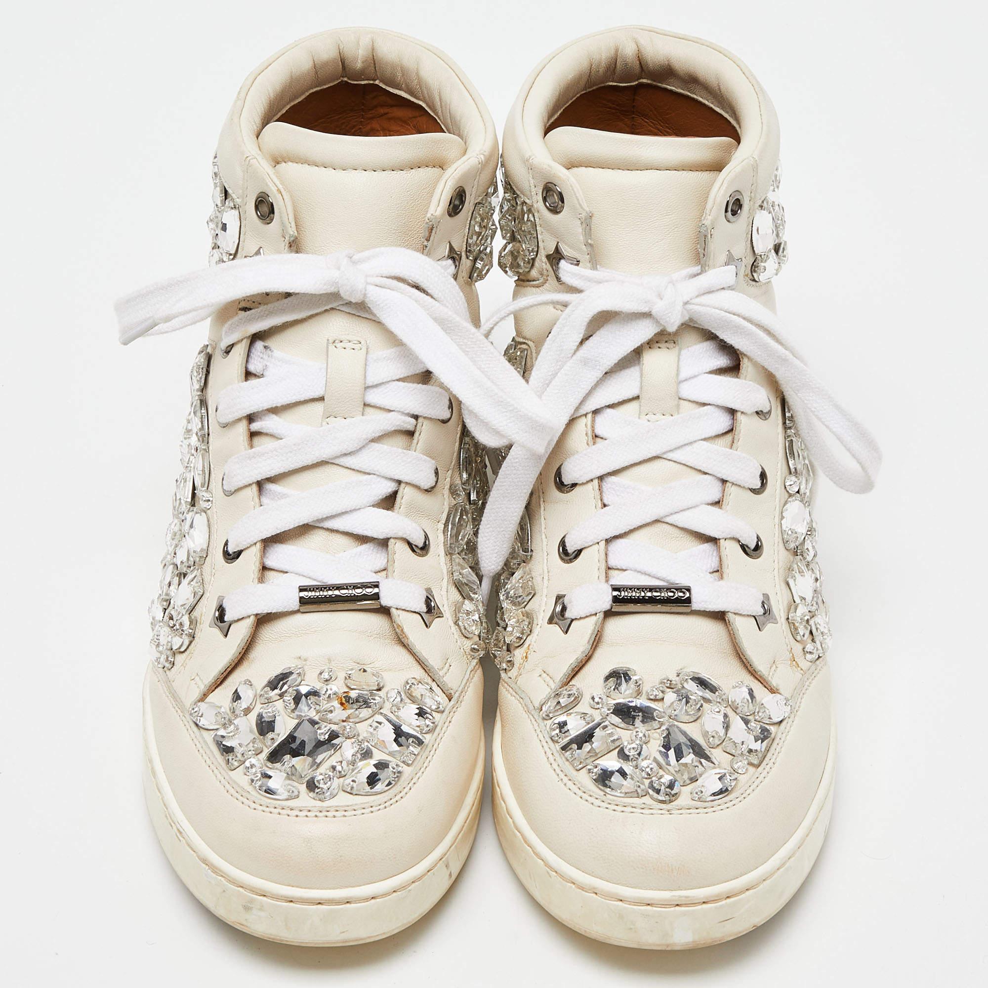 Jimmy Choo White Leather Tokyo Crystal Embellished High Top Sneakers Size 37.5 In Good Condition For Sale In Dubai, Al Qouz 2