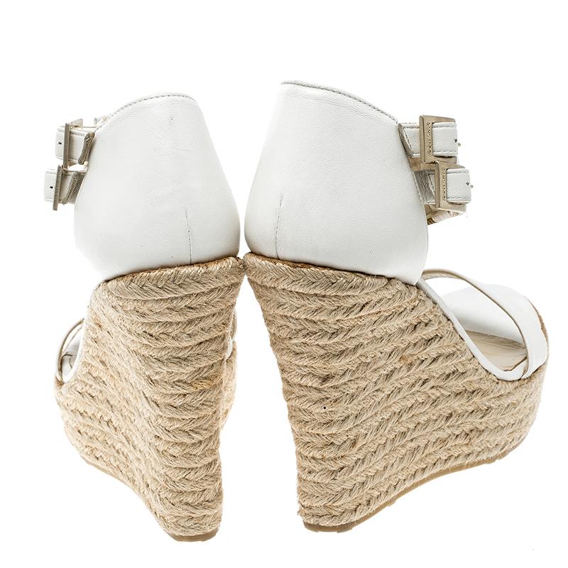 Jimmy Choo White Leather Woven Cross Strap Espadrille Wedge Sandals Size 38 In Good Condition In Dubai, Al Qouz 2
