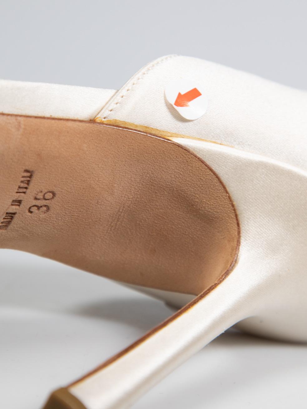 Jimmy Choo White Satin Bead Embellished Pumps Size IT 36 For Sale 6