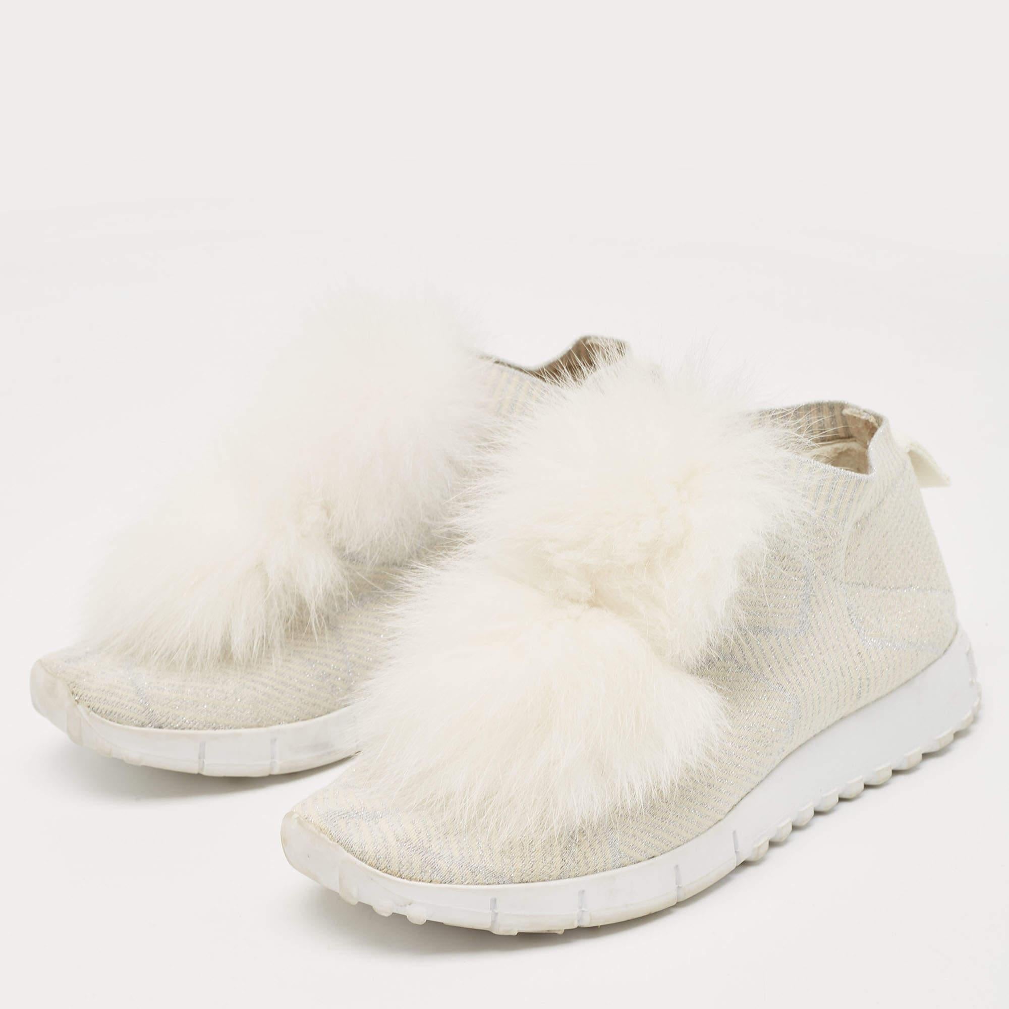 Opt for this lovely pair for the design is luxe as well as comfortable. These Jimmy Choo shoes for kids have well sewn uppers beautifully set on durable soles.