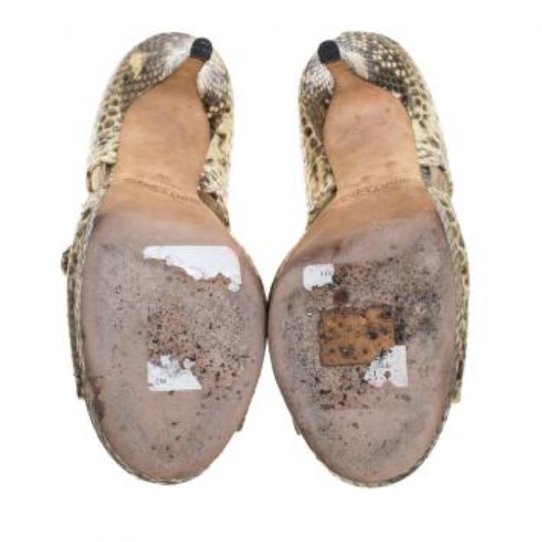 Jimmy Choo - Sandales privées en python jaune/marron Peep Toe - Taille 38 en vente 4