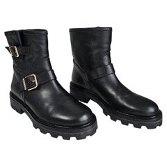 Jimmy Choo Youth II leather boots. 90s runway aesthetic. Size 40 (US 10)