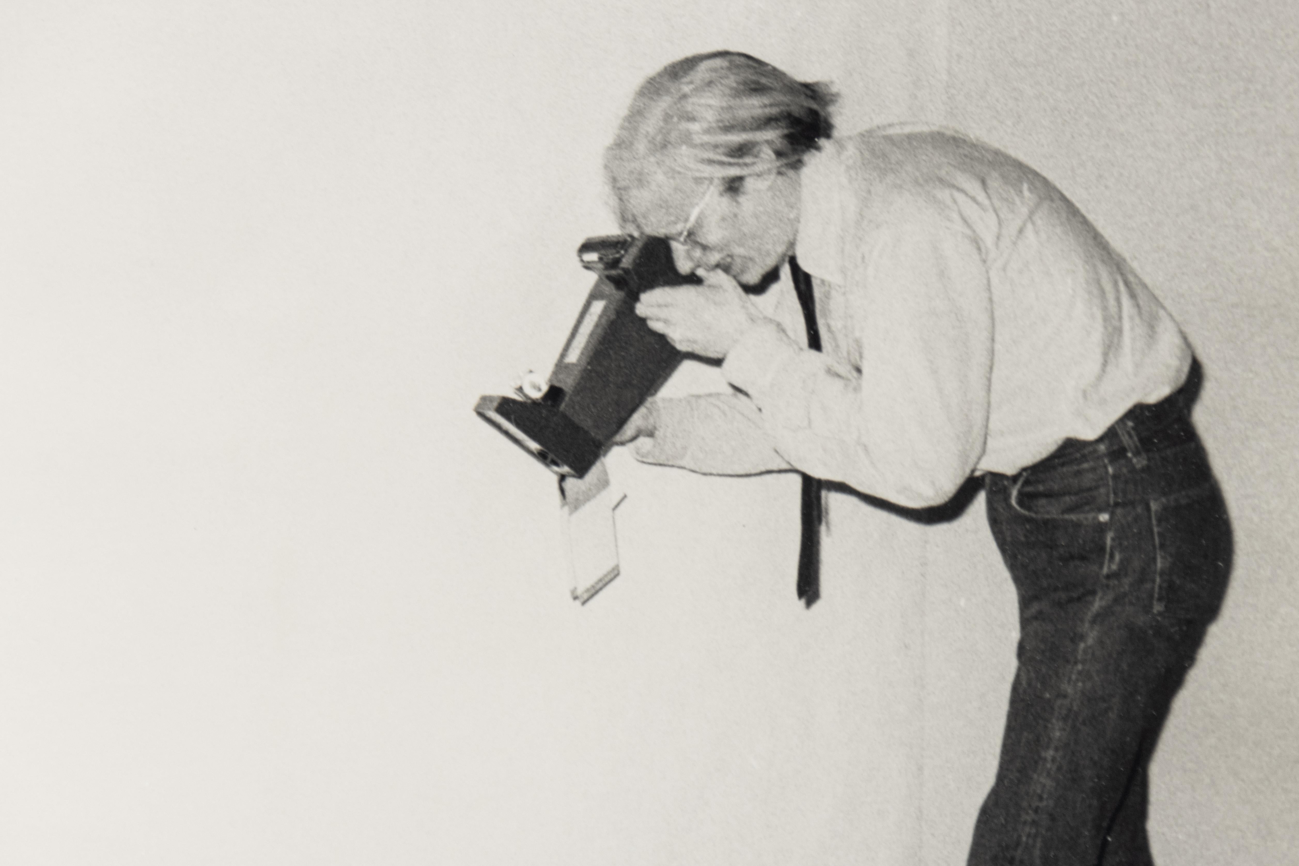 Andy Warhol y Victor Hugo - Photograph Contemporáneo de Jimmy DeSana