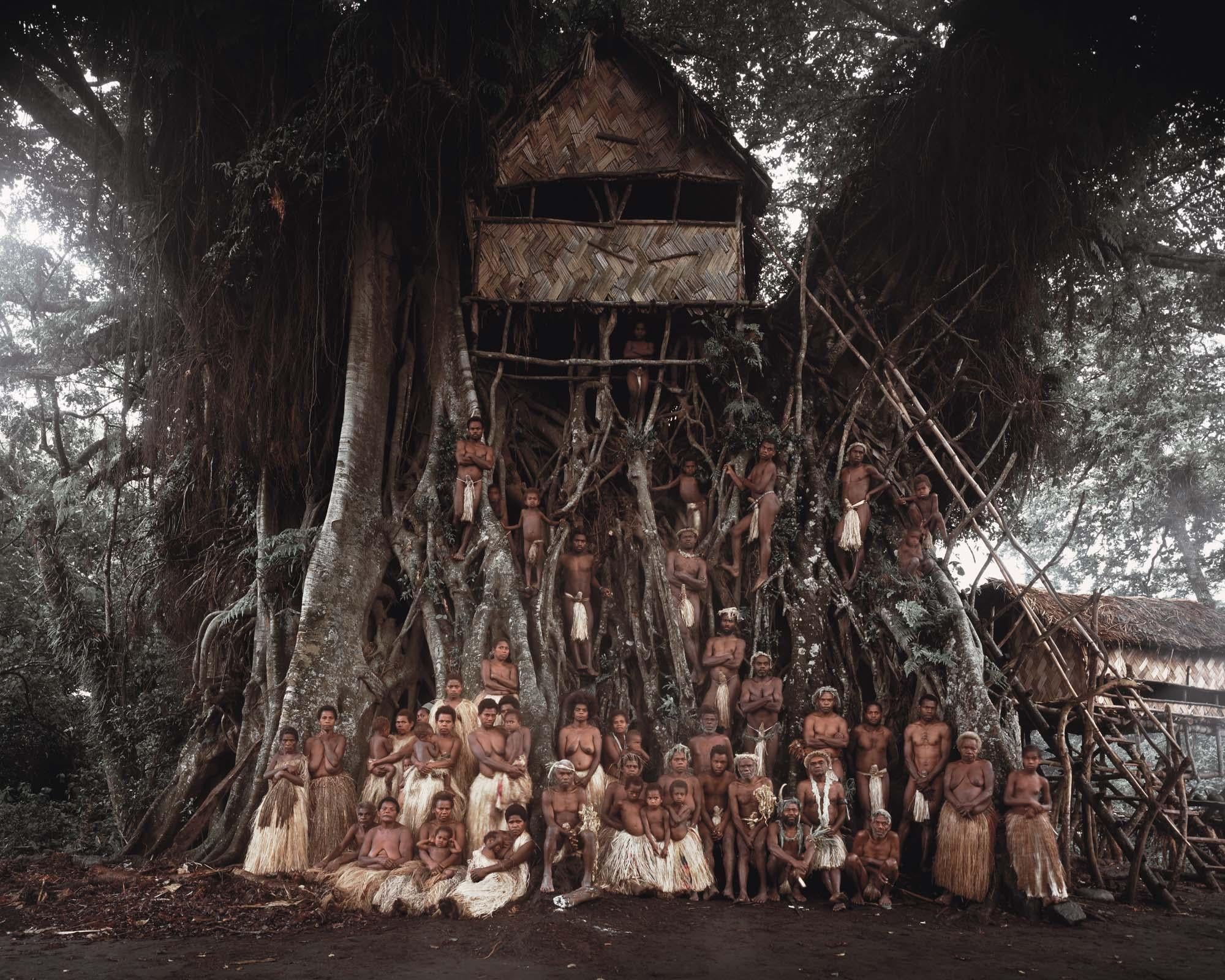 "XXI 478 - Ni Yakal Villagers, Yakel, Tanna Island - Vanuatu Islands, 2014

Settlement on the 85 Vanuatu islands dates back to around 500 BC. There is evidence that Melanesian navigators from Papua New Guinea were the first to colonise Vanuatu. Over