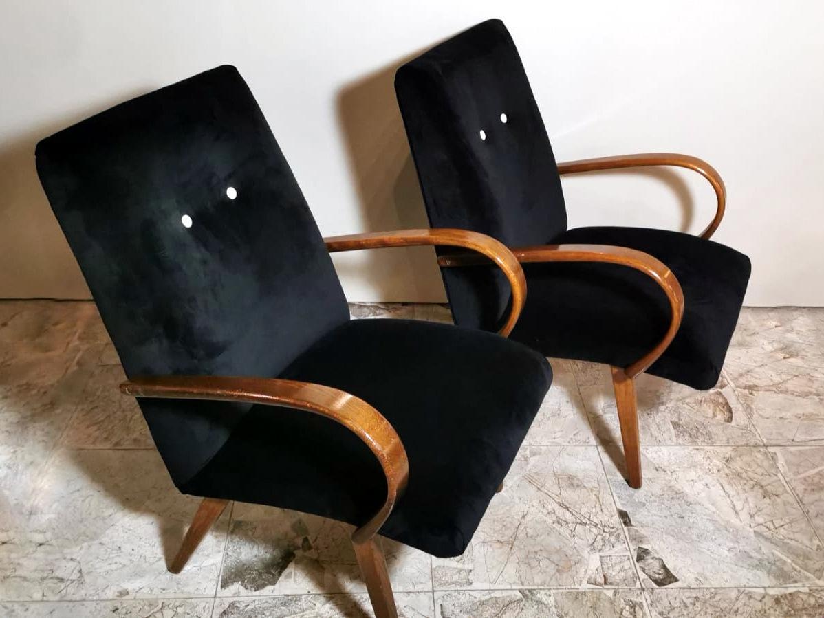 Hand-Crafted Jindrich Halabala Attributed Pair Of Czechoslovakian Art Deco Armchairs. For Sale