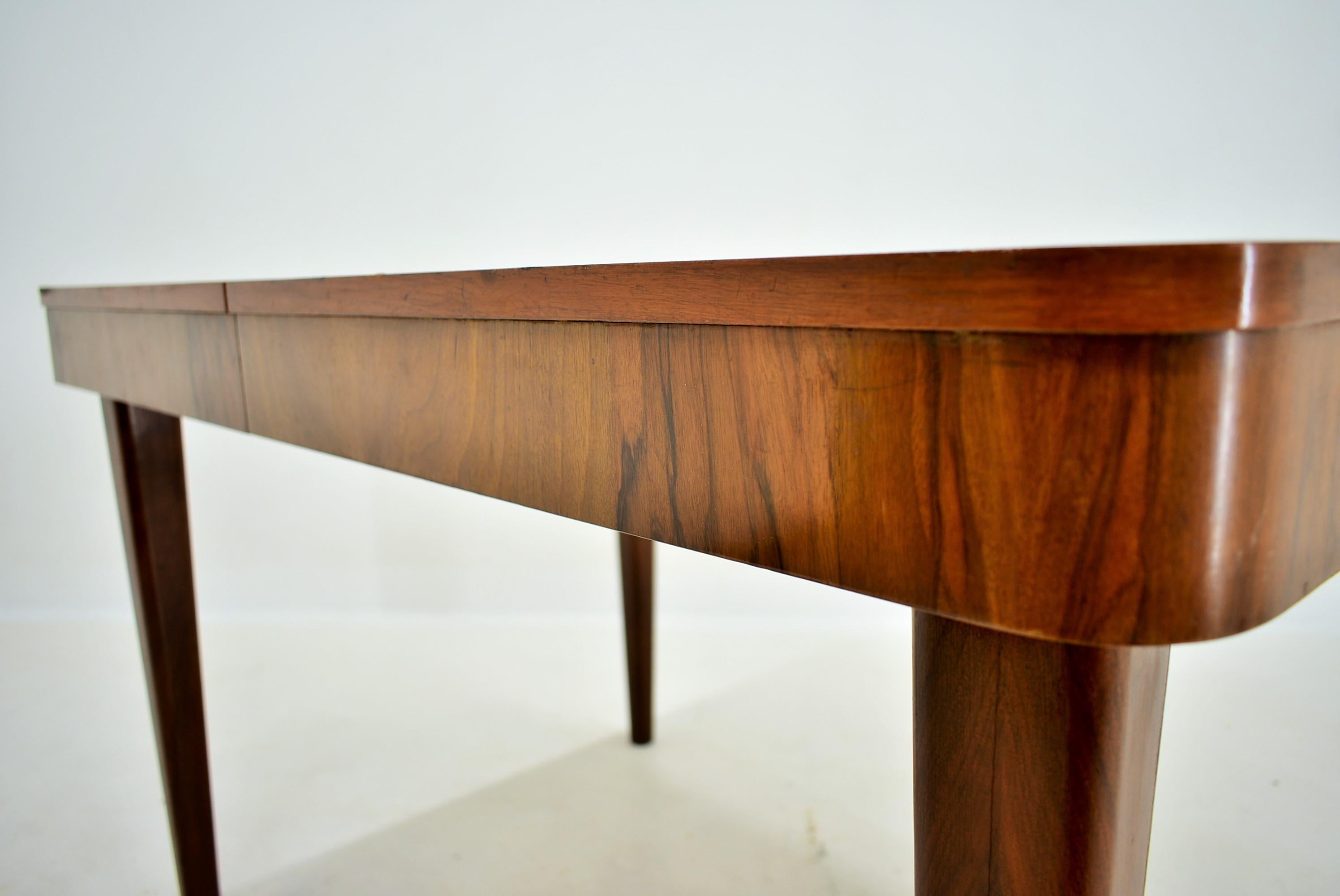 Jindřich Halabala Extendable Dining Table for Up Zavody, 1950s 4