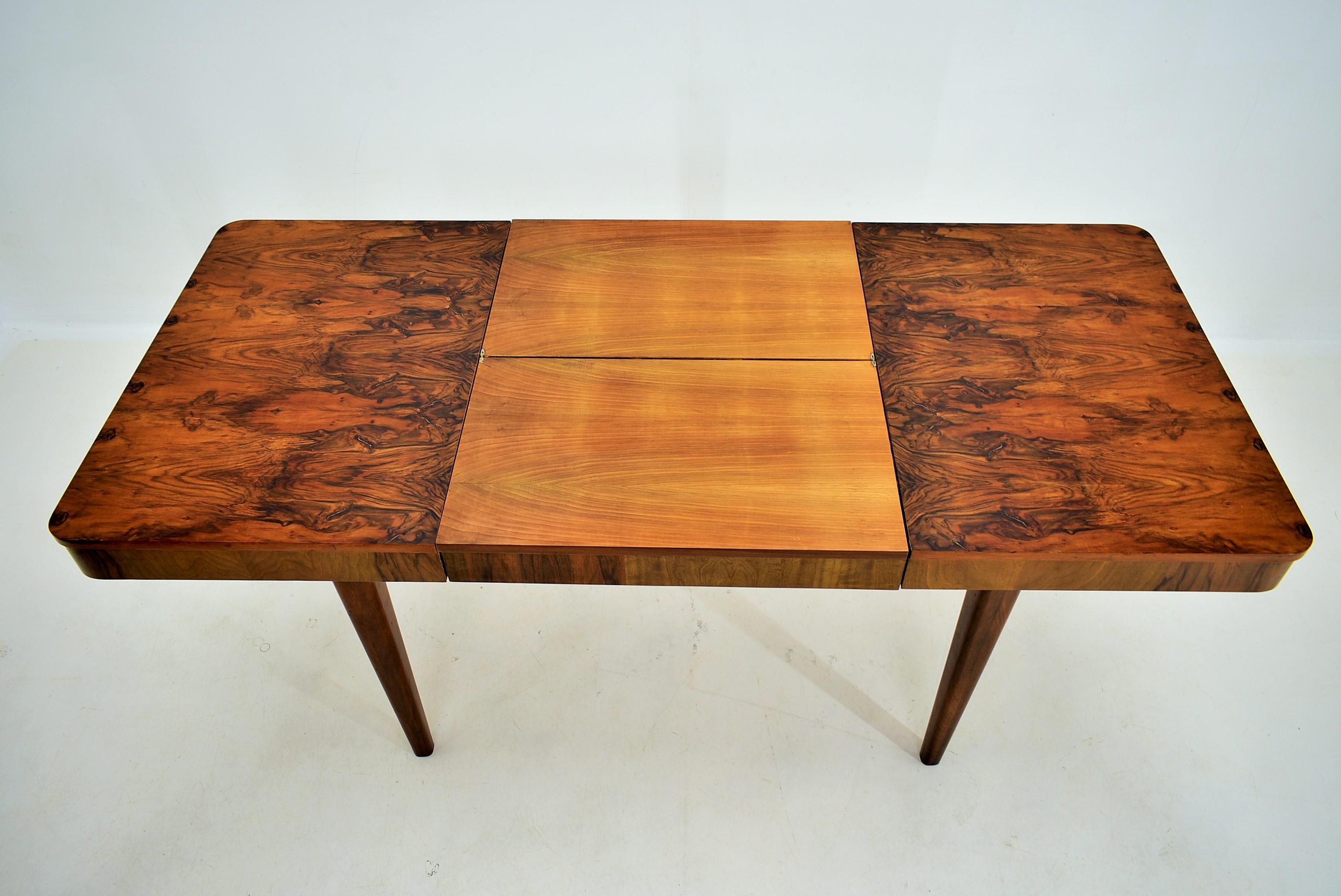 Jindřich Halabala Extendable Dining Table for Up Zavody, 1950s 11