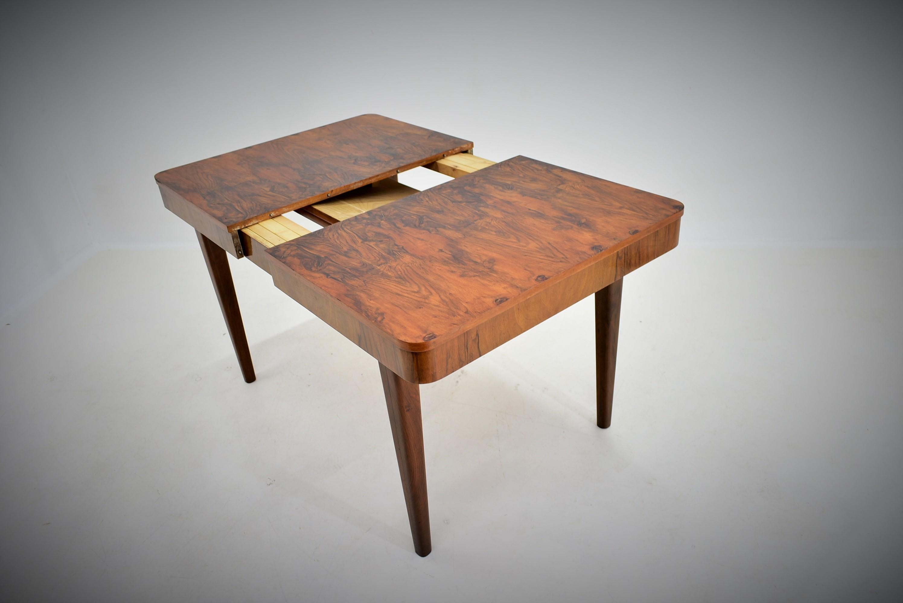 Wood Jindřich Halabala Extendable Dining Table for Up Zavody, 1950s